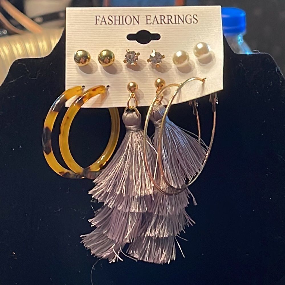 Fashion Jewelry Set of 6.